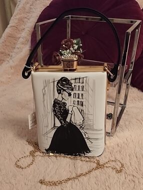 Audrey Hepburn Reproduction Sketch Crossbody Bag NWT